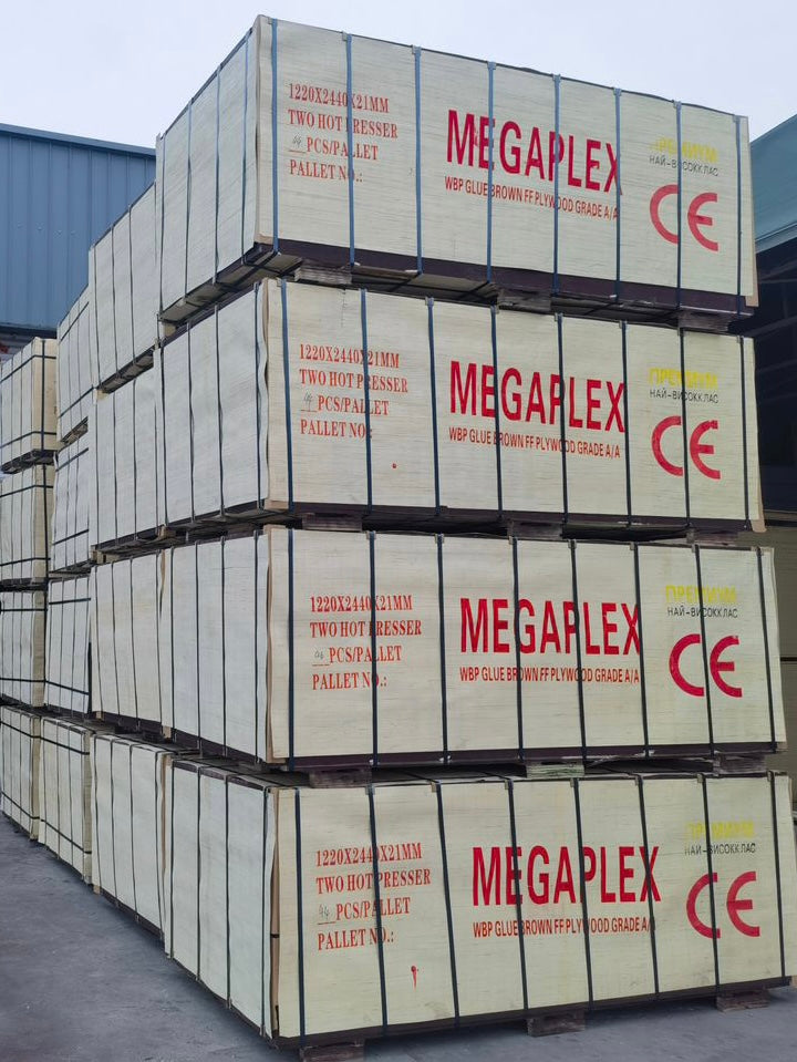 Кафяв хидрофобен шперплат MEGAPLEX – Премиум качество