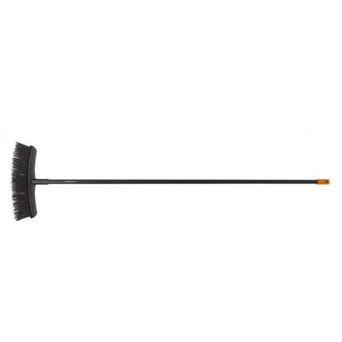 Метла за двор Fiskars Solid