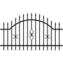 Ограда Tola от стомана с черен грунд, естетичен дизайн и орнаменти, идеална за имоти.