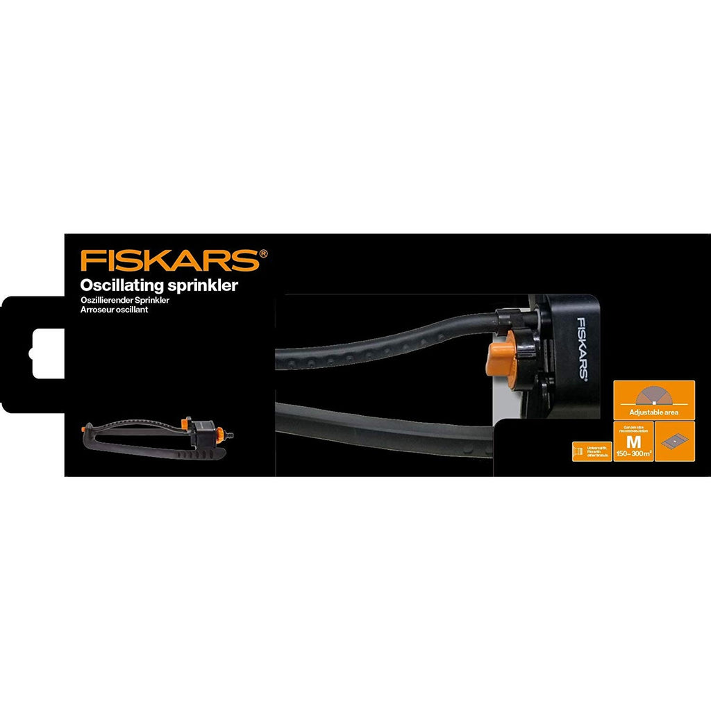 Купи Осцилаторен разпръсквач за градина Fiskars за 45.9 лв. само от Nika.bg