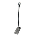 Alt Tag: Загребваща лопата Fiskars Ergonomic™ с дълга ергономична дръжка и Y-образен захват за лесно преместване на пясък и чакъл