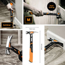 Универсален чук Fiskars IsoCore™, размер M показан в действие със система IsoCore™ за намаляване на вибрациите и SoftGrip дръжка