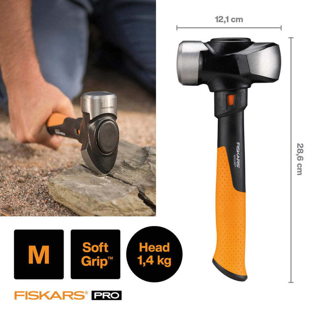 Строителен чук Fiskars IsoCore™ размер M с амортизираща дръжка SoftGrip и глава 1.4 кг за намаляване на вибрациите