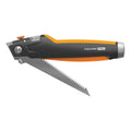 Макетен нож за гипсокартон CarbonMax™ 1027226 с вграден трион и заключване, Fiskars Pro ергономична дръжка