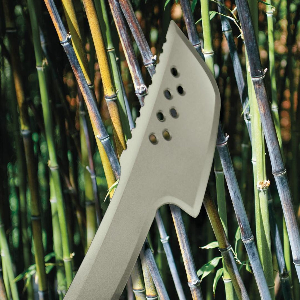 Мачете тип брадва Fiskars Solid™ - Nika.bg