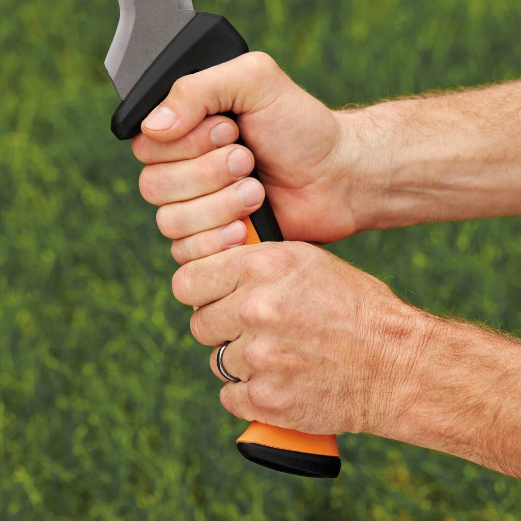 Мачете тип брадва Fiskars Solid™ - Nika.bg
