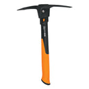 Кирка Fiskars Pro IsoCore™, размер S с ударопоглъщаща дръжка и острие за твърди и каменисти терени