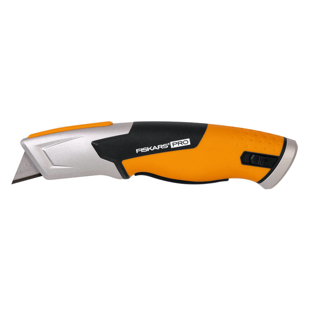 Макетен нож с автоматично прибиращо се острие CarbonMax™ Pro Safety с метален корпус и ергономична ръкохватка