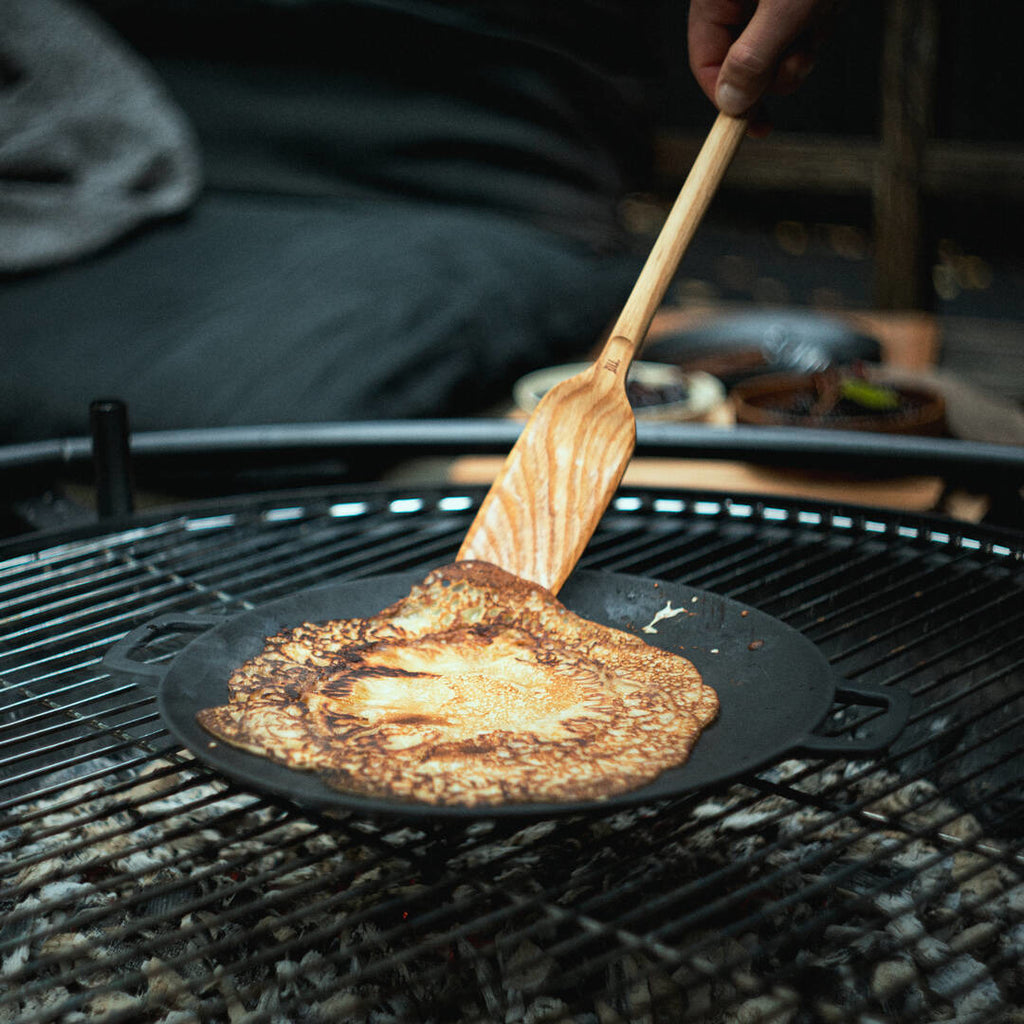 Чугунена плоча Norden Grill Chef, 30 см. с палачинка на барбекю, неплъзгащо Thermium покритие