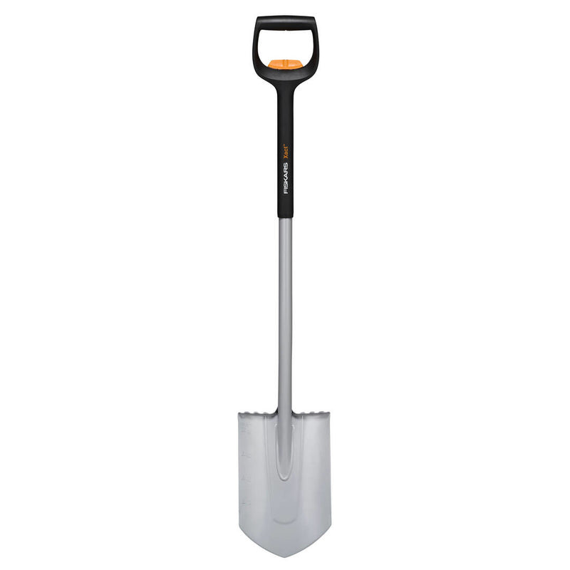 Телескопична заострена лопата Fiskars Xact™