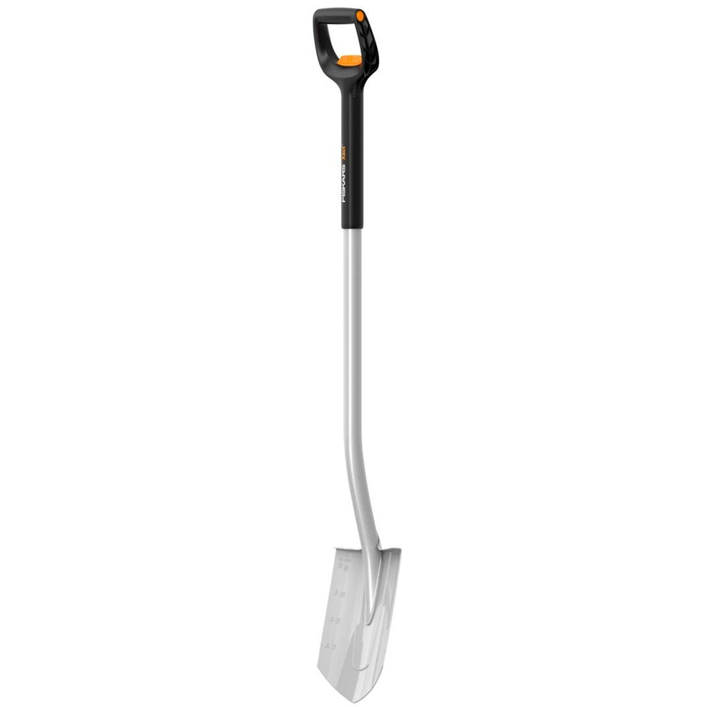 Телескопична заострена лопата Fiskars Xact™ - Nika.bg