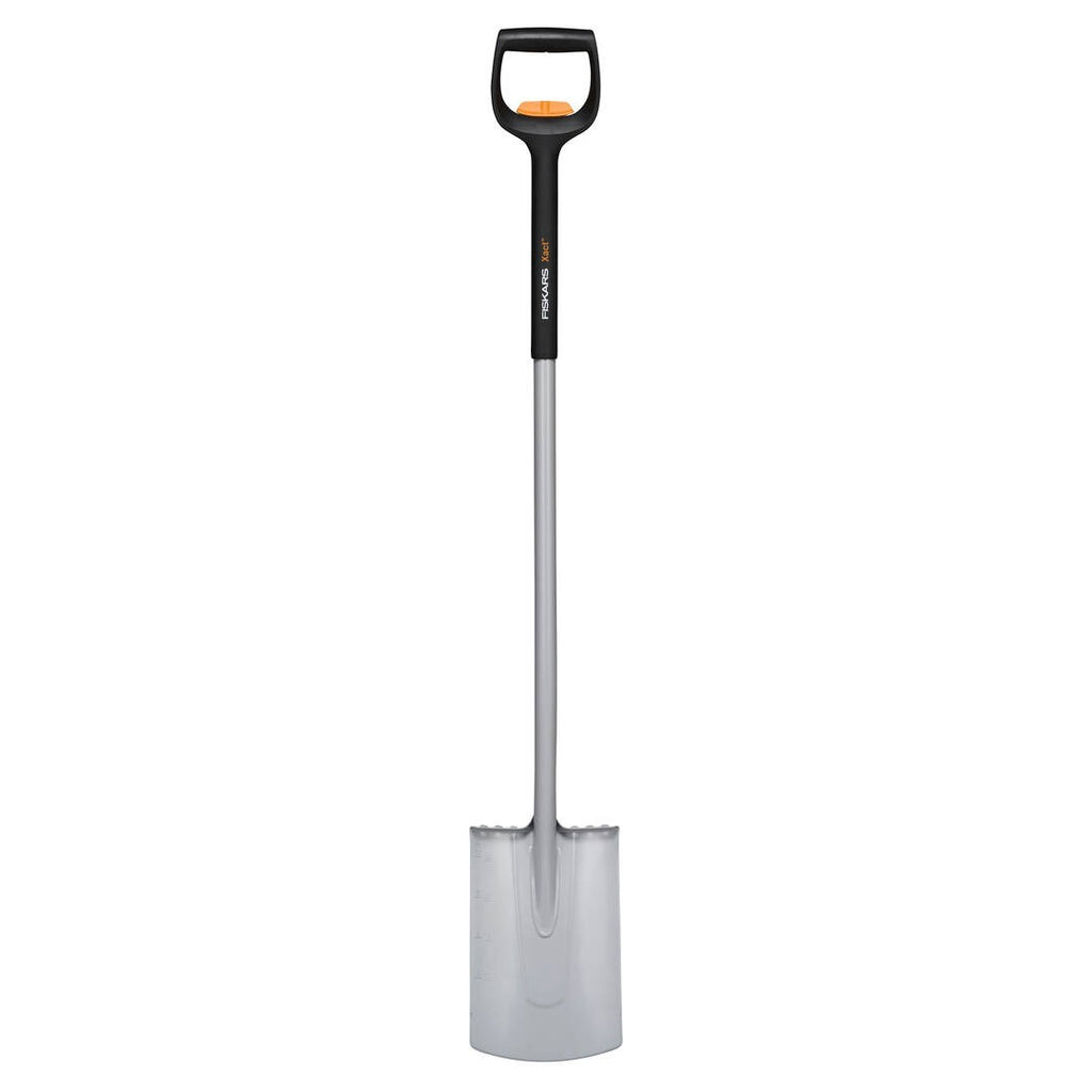 Телескопична заоблена лопата Fiskars Xact™ - Nika.bg
