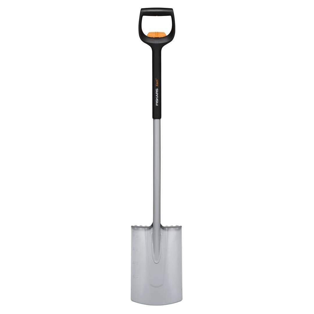 Телескопична заоблена лопата Fiskars Xact™