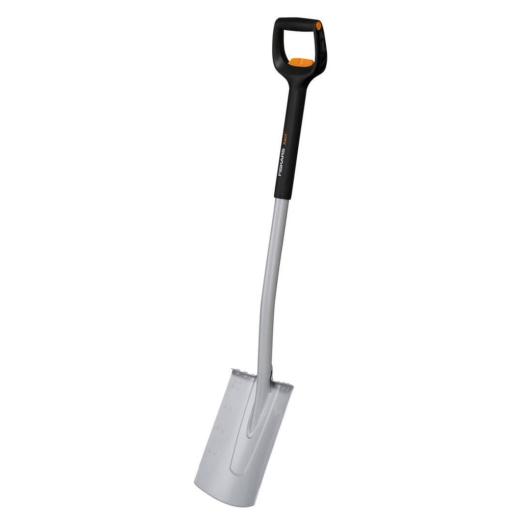 Телескопична заоблена лопата Fiskars Xact™ - Nika.bg