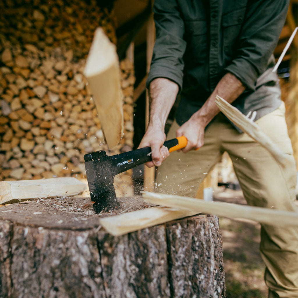 Брадва за сечене Fiskars X-series™ X24 - M - Nika.bg