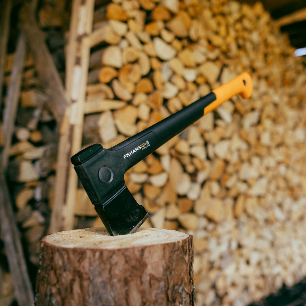 Брадва за сечене Fiskars X-series™ X24 - M - Nika.bg