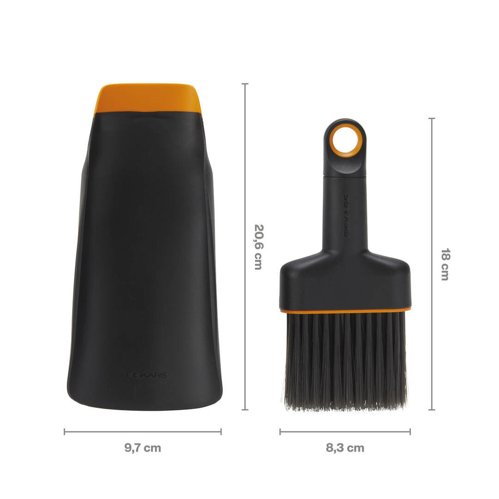 Комплект лопатка за засаждане и четка Fiskars Urban, 20.6 см