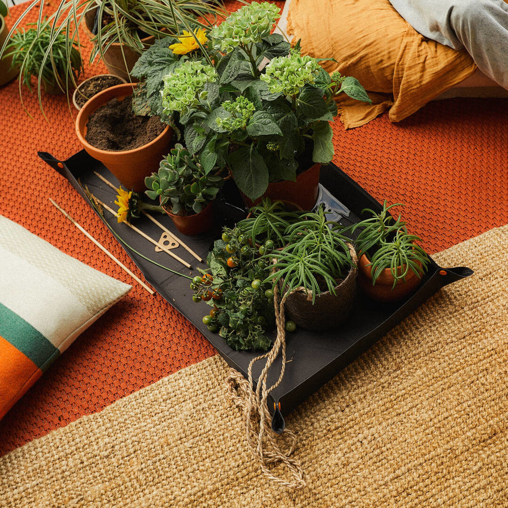 Подложка за засаждане и пресаждане Fiskars Urban, 82.5x44.5 см - Nika.bg