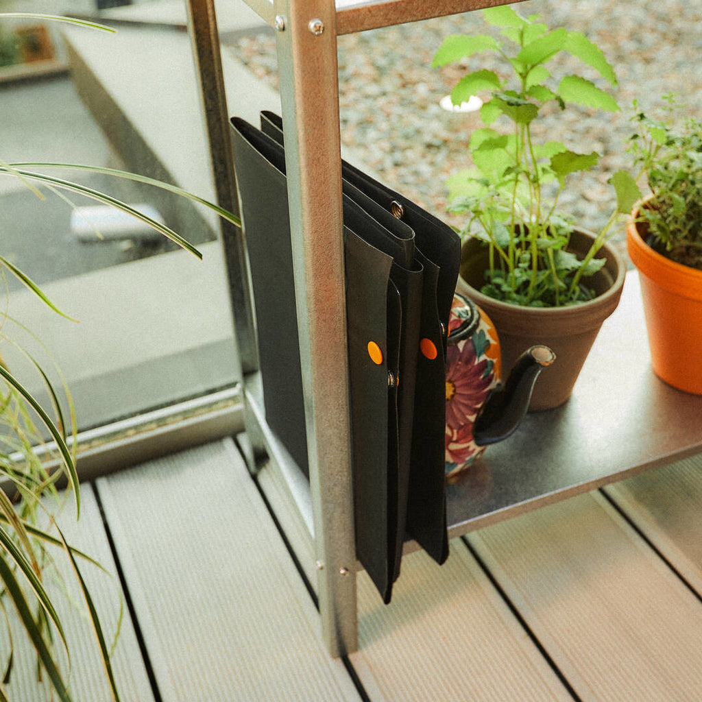 Подложка за засаждане и пресаждане Fiskars Urban, 82.5x44.5 см - Nika.bg