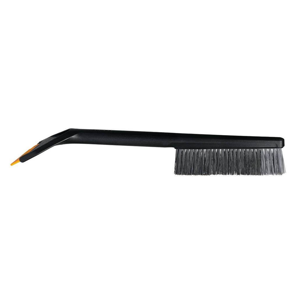 Четка и стъргалка за лед Fiskars Solid™ 47 см