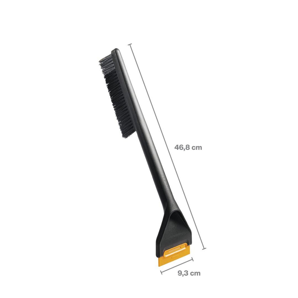Четка и стъргалка за лед Fiskars Solid™ 47 см