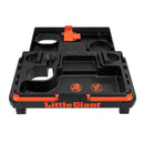 Магнитна табла за инструменти Little Giant® Tool Tray™ XL с отделения за инструменти и свредла.