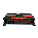 Магнитна табла за инструменти Little Giant® Tool Tray™ XL с червени детайли за организация на работното място.