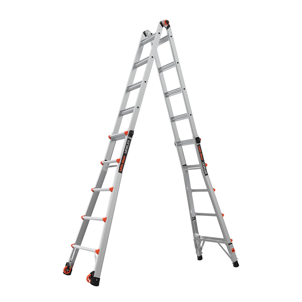 Телекопична алуминиева стълба Little Giant Leveler M22 с 4x5 стъпала, регулируеми крака за безопасна работа.