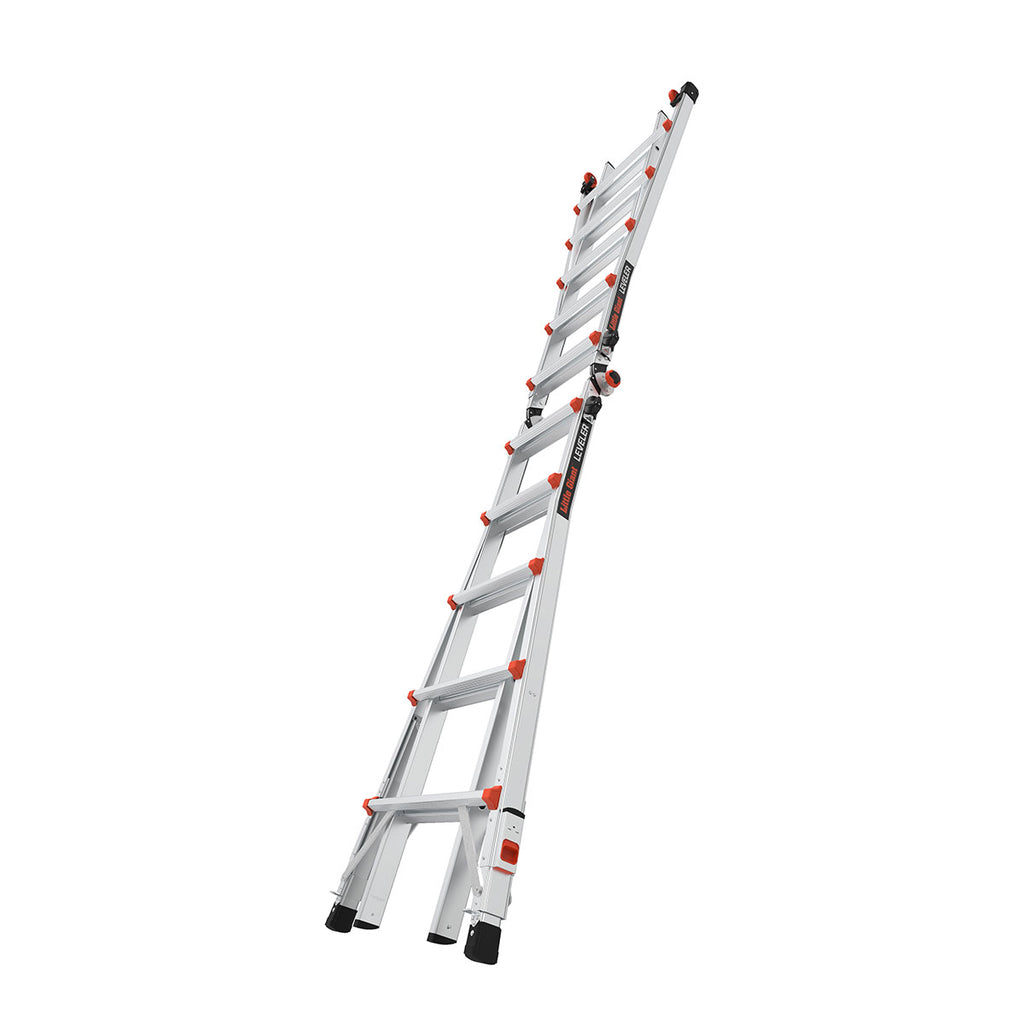 Телескопична алуминиева стълба Little Giant Leveler M22 с регулируеми крака и безопасни бутони.