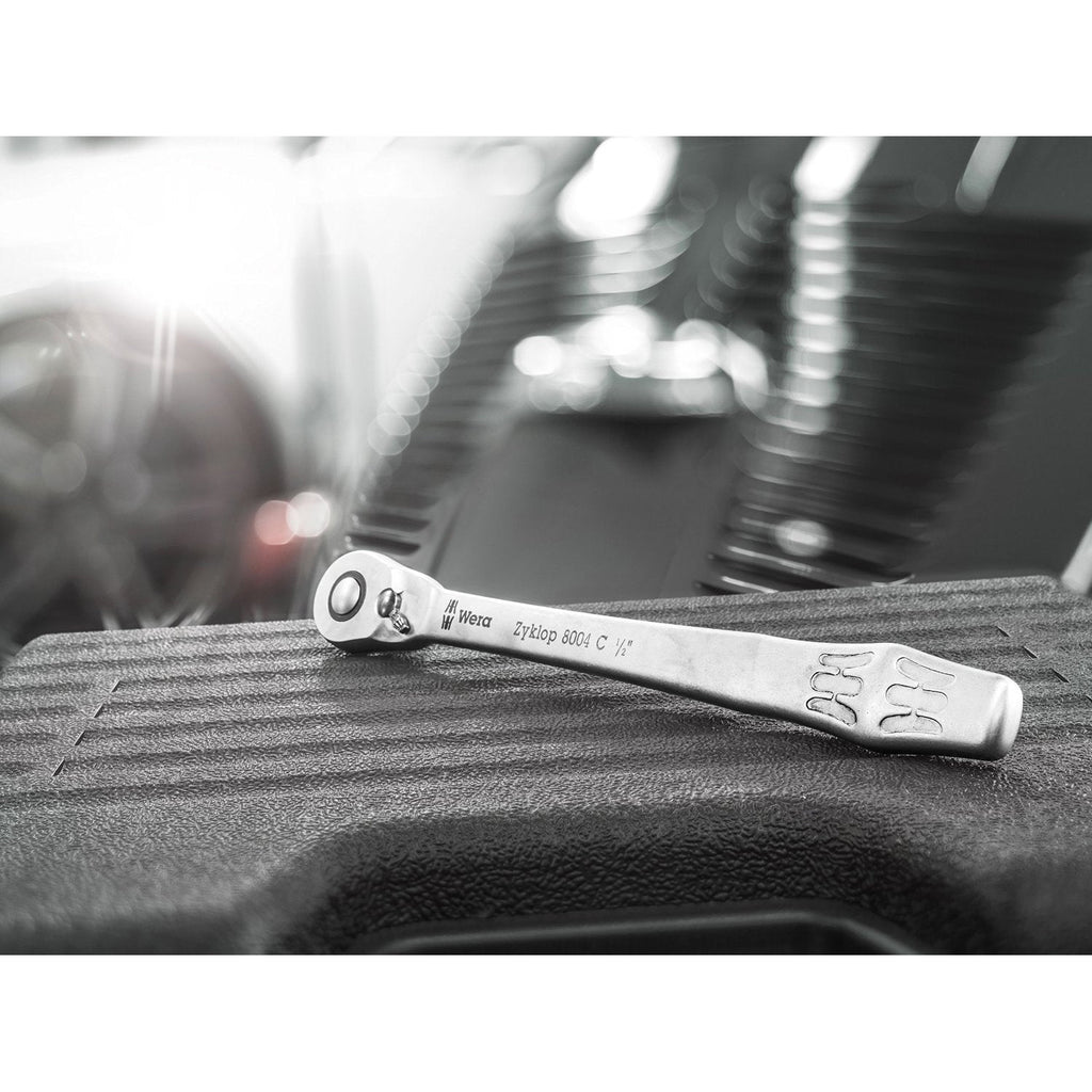 Купи Комплект инструменти с тресчотка WERA Zyklop Metal 1-2“ - 28 части за 313.96 лв. само от Nika.bg