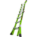 Телескопична стълба от фибростъкло 4x4 Малкия гигант M17 Dark Horse 2.0 в зелено, многофункционален дизайн.