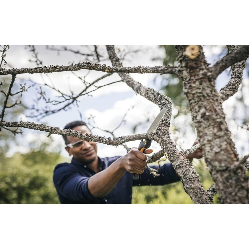 Сгъваем градински трион за клони Fiskars SW69 - Nika.bg