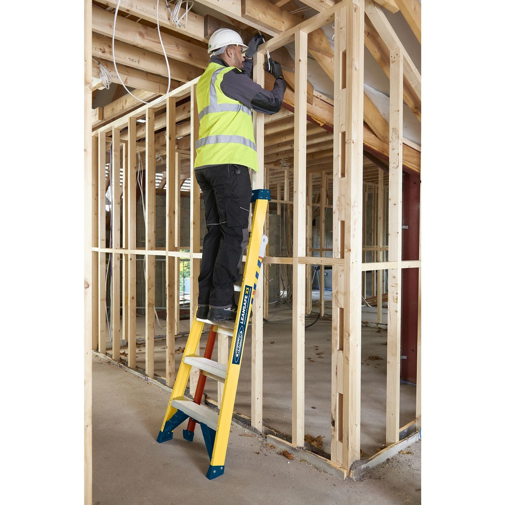 Многофункционална комбинирана стълба от фибростъкло 3 в 1 Werner Lean Safe X3