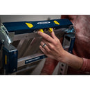 Регулираща работна платформа WERNER с механизъм за заключване с една ръка.