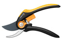 Лозарска ножица с разминаващи се остриета Fiskars Plus™ SmartFit™ P541