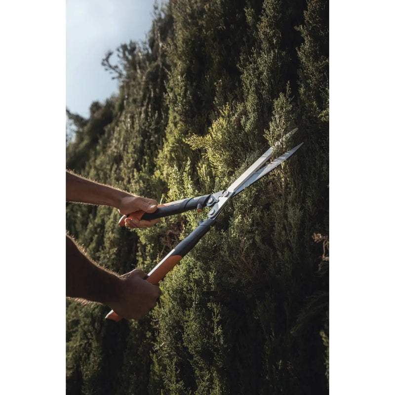 Ножица за храсти и жив плет със зъбчат механизъм Fiskars PowerGear™ X HSX92