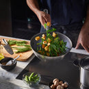 Уок тиган Fiskars All Steel с незалепващо керамично покритие, 28cm