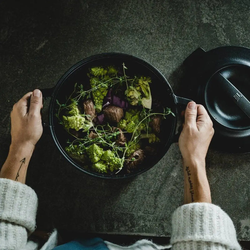 Чугунен съд за печене Fiskars Norden, 4L