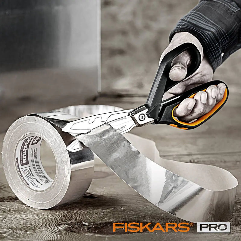 Професионална ножица за изолационни материали с подсилен механизъм Fiskars PRO PowerArc, 26 cm