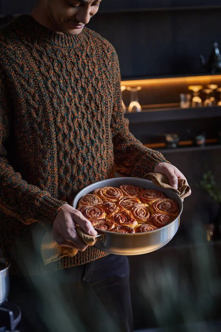 Съд за печене Fiskars All Steel с незалепващо керамично покритие, 28cm