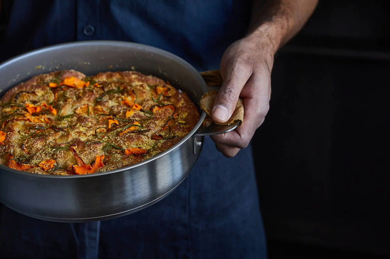 Съд за печене Fiskars All Steel с незалепващо керамично покритие, 28cm