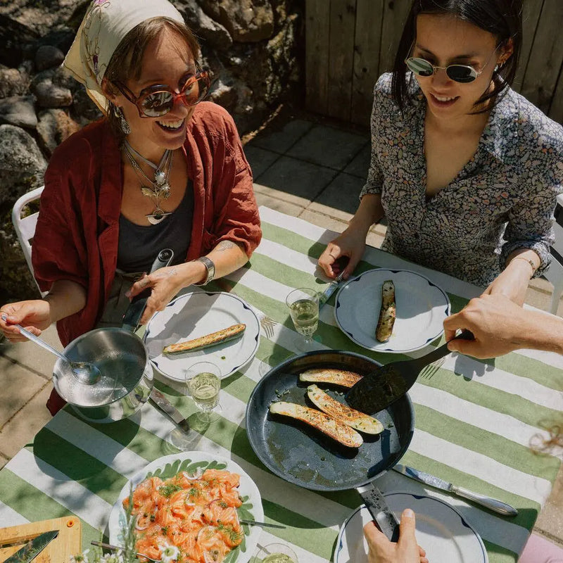 Тиган за пържене Fiskars Functional Form с незалепващо керамично покритие, 28cm