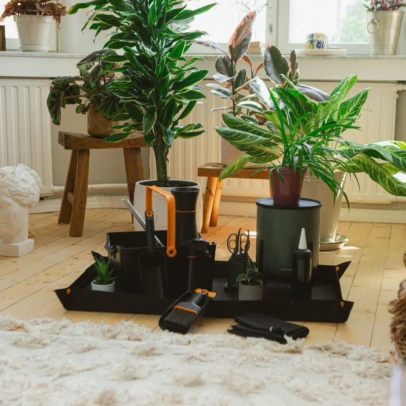 Ножица за цветя Fiskars Urban с поставка