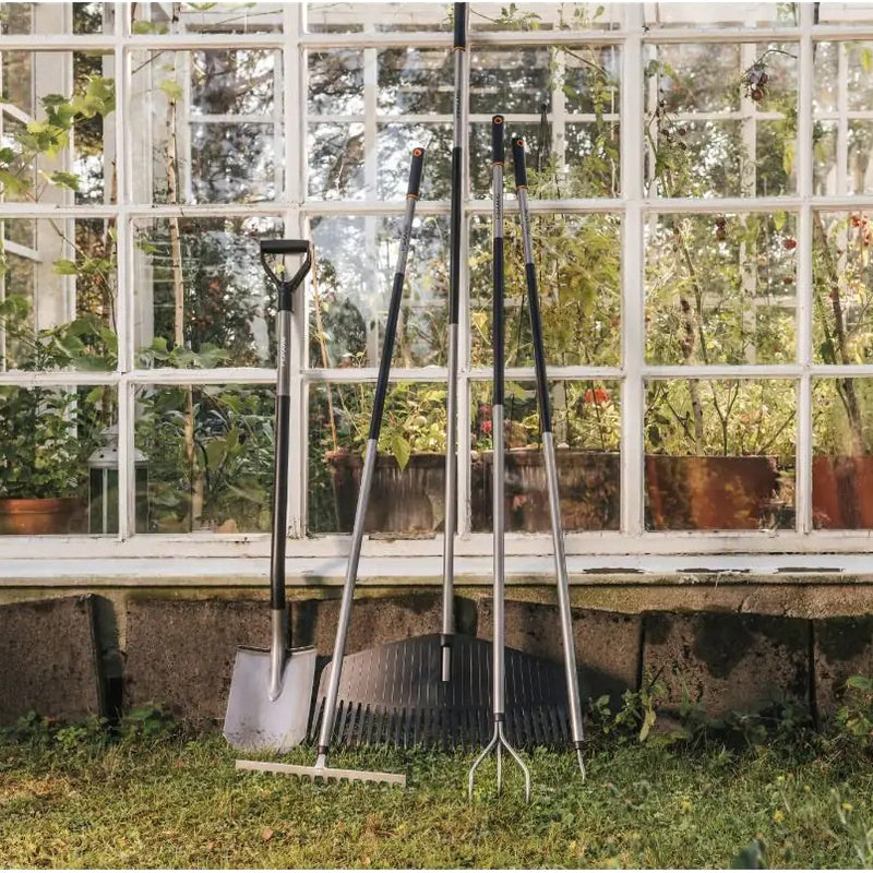 Градинска заострена лопата Fiskars Ergonomic™