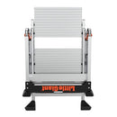 Алуминиева стълба Little Giant Jumbo Step с широки противохлъзгащи стъпала и стабилна конструкция.