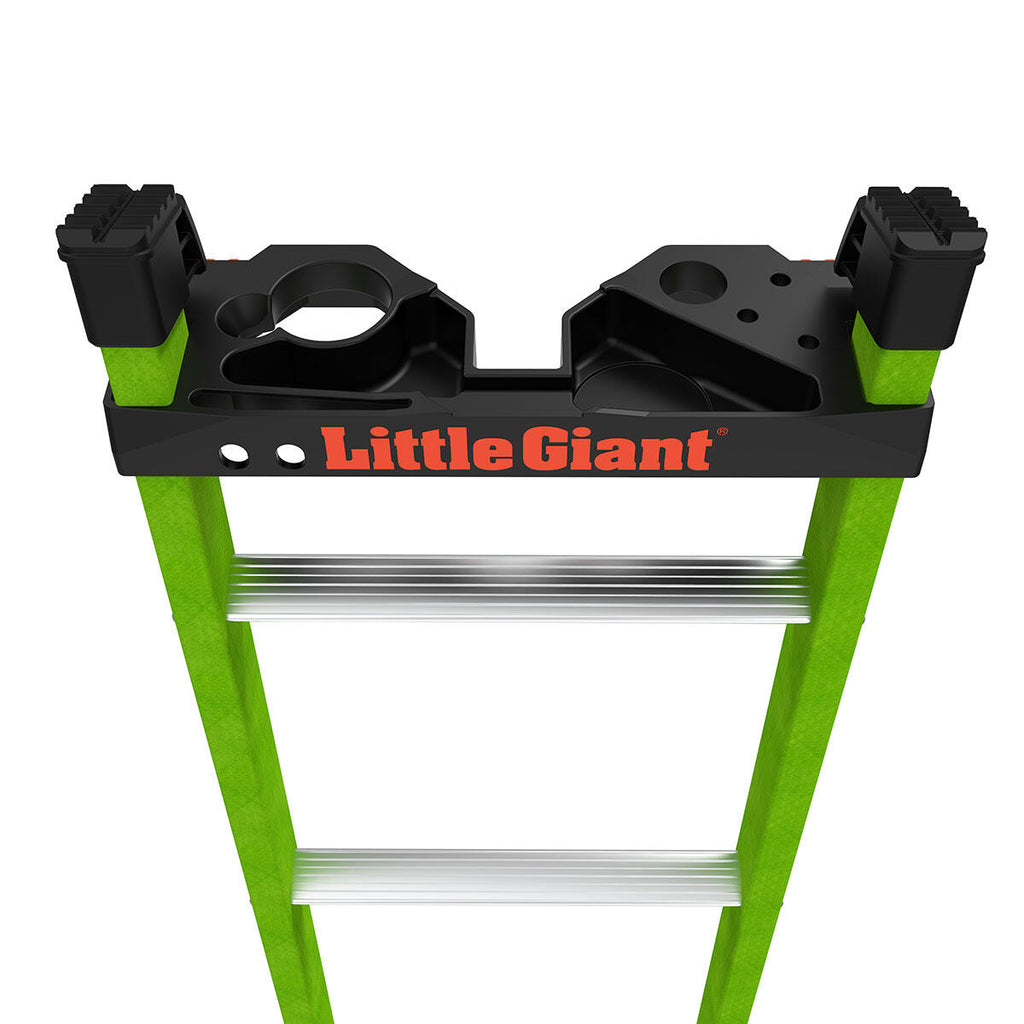 Аксесоар Little Giant® Quad Pod™ за стълби King Kombo™, черен и зелен, показващ върха на стълбата.