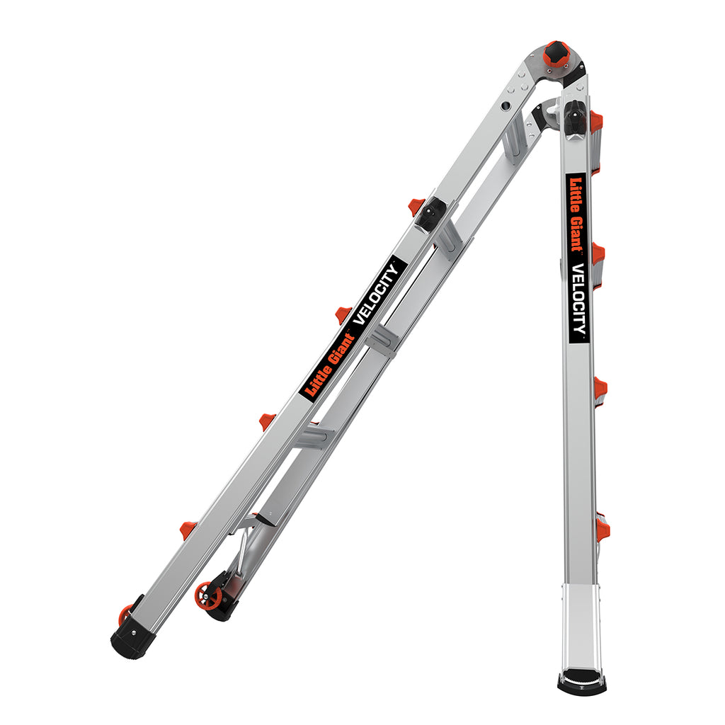 Телескопична алуминиева стълба Little Giant® Velocity® с 4x4 стъпала и Rapid Locks за бързо регулиране на височината.