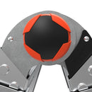 Затварящ механизъм на телескопична алуминиева стълба Little Giant VELOCITY с черен и оранжев акцент.