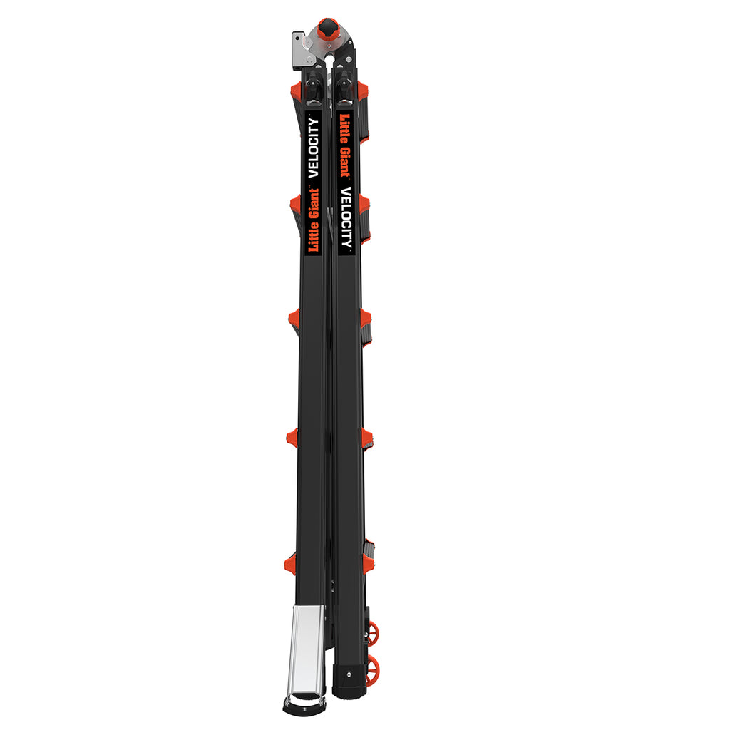 Телескопична алуминиева стълба Little Giant VELOCITY 2.0 PRO, сгъната и готова за съхранение.