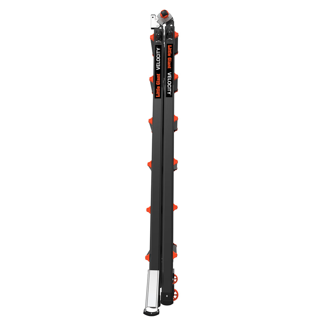 Телескопична алуминиева стълба Little Giant VELOCITY 2.0 PRO, сгъната, удобна и практична за работа.